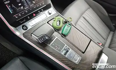 Audi A6 2021 2.0 Автомат в Москве № 196092, миниатюра 5