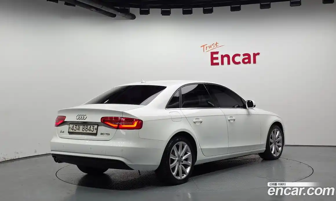 Audi A4 2015 2.0 Автомат в Москве № 196560, фото 18