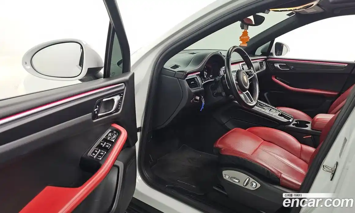 Porsche Macan 2018 2.0 Автомат в Москве № 197712, фото 15