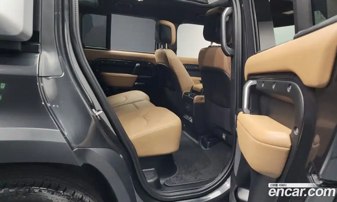 Land Rover Defender 2025 2.0 Автомат в Москве № 198085, фото 14