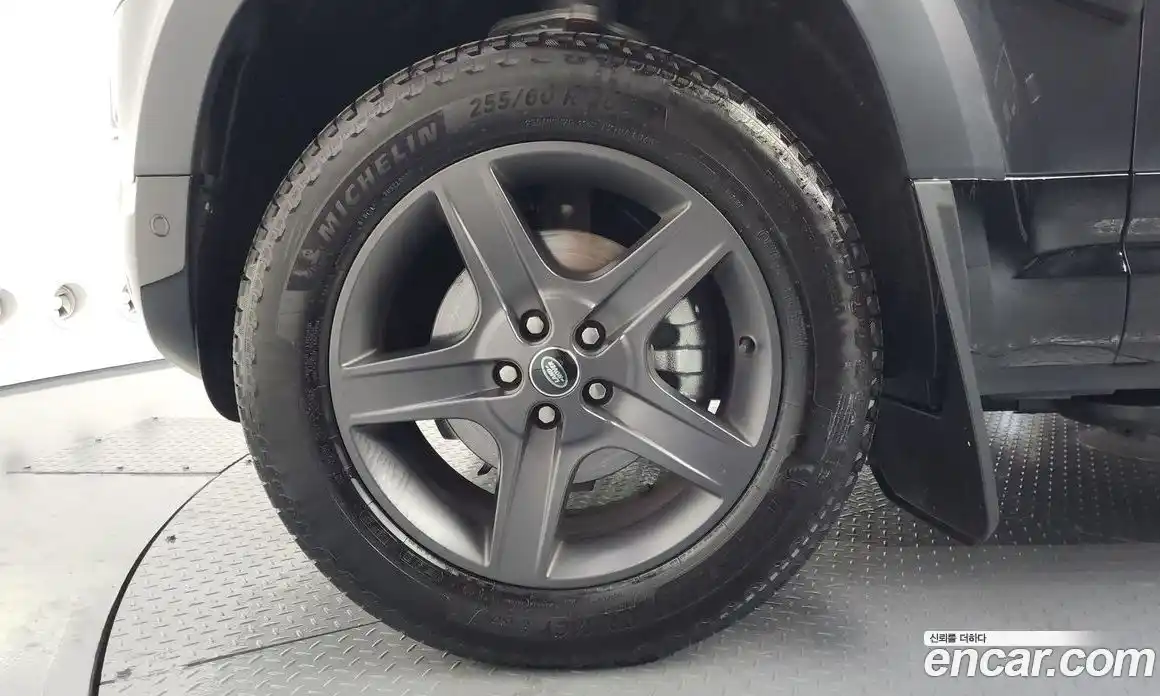 Land Rover Defender 2025 2.0 Автомат в Москве № 198085, фото 10