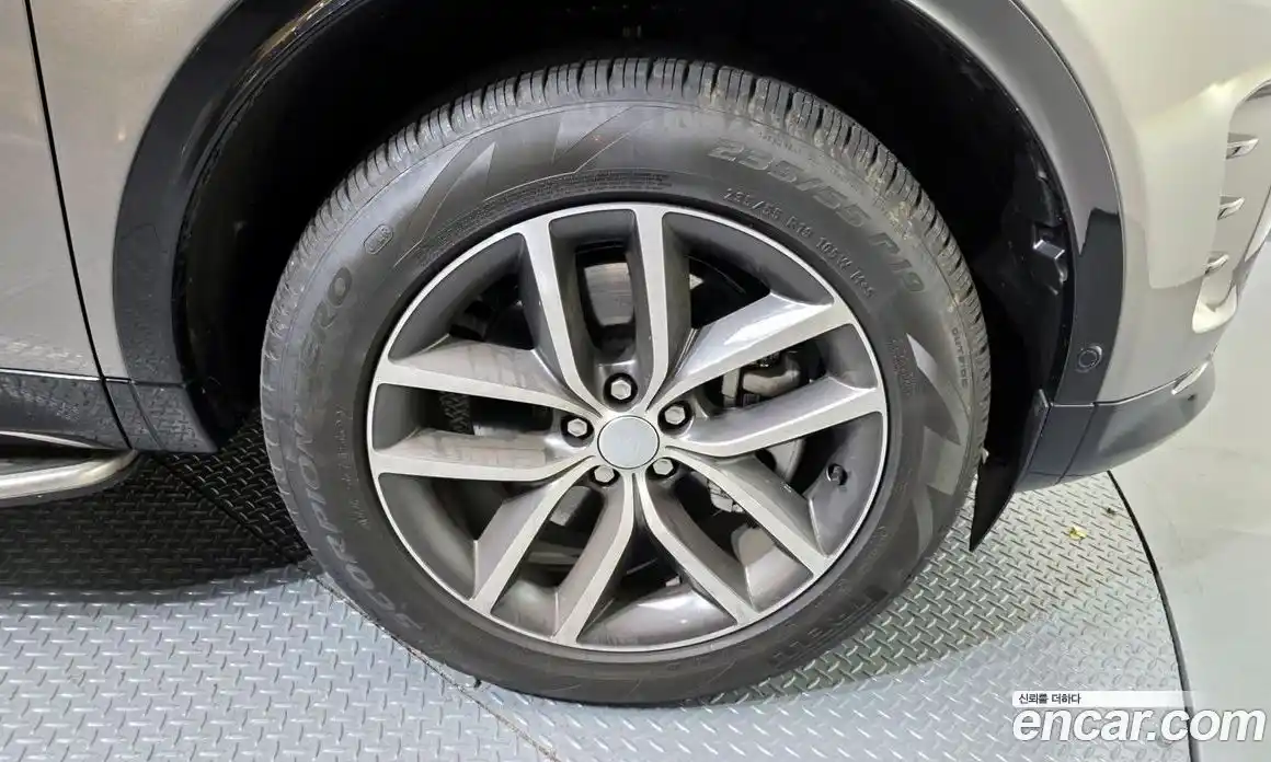 Land Rover Discovery Sport 2025 2.0 Автомат в Москве № 198094, фото 14