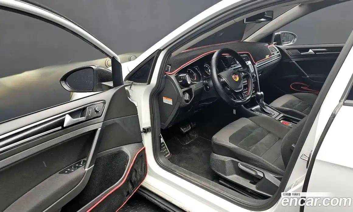 Volkswagen Golf 2016 2.0 Автомат в Москве № 199132, фото 20