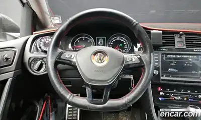 Volkswagen Golf 2016 2.0 Автомат в Москве № 199132, миниатюра 4