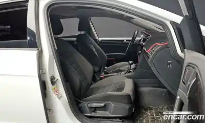 Volkswagen Golf 2016 2.0 Автомат в Москве № 199132, миниатюра 9