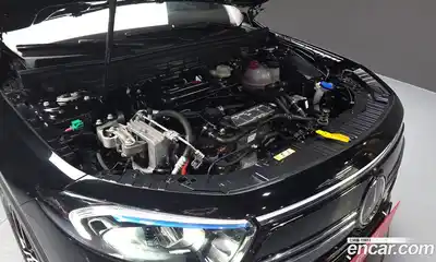 Mercedes-Benz EQB, 2023