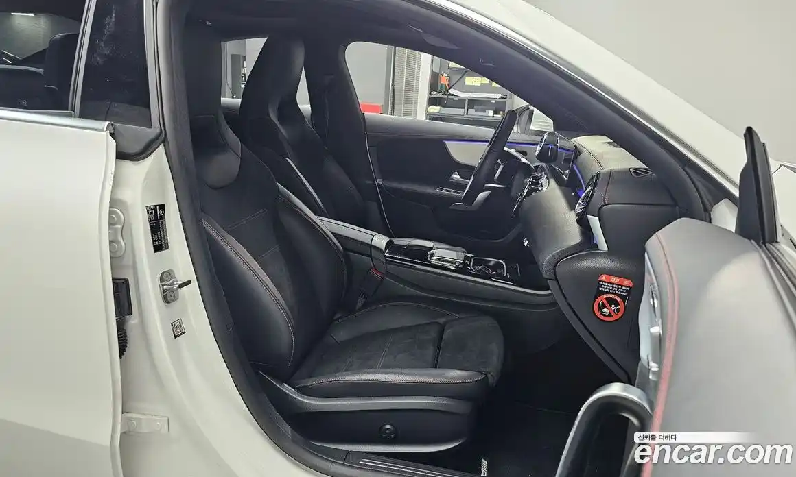 Mercedes-Benz CLA-Class 2023 2.0 Автомат в Москве № 205747, фото 14