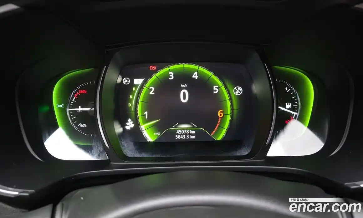 Renault QM6 2024 2.0 Автомат в Москве № 205922, фото 9