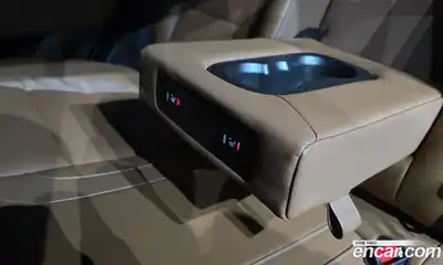 Renault QM6 2024 2.0 Автомат в Москве № 205922, миниатюра 10