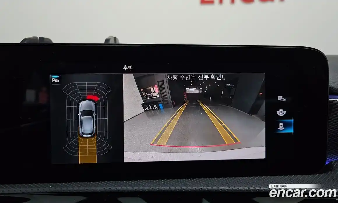 Mercedes-Benz A-Class 2021 2.0 Автомат в Москве № 208355, фото 1