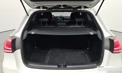 Mercedes-Benz A-Class 2021 2.0 Автомат в Москве № 208355, миниатюра 6