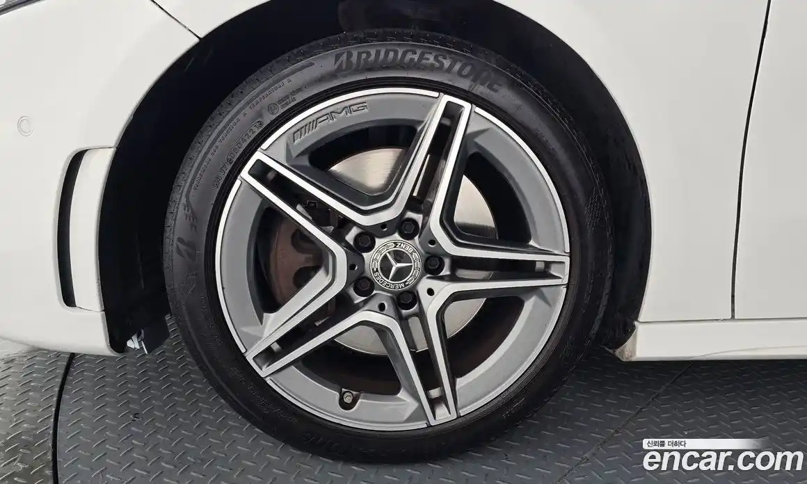 Mercedes-Benz A-Class 2022 2.0 Автомат в Москве № 209018, фото 8