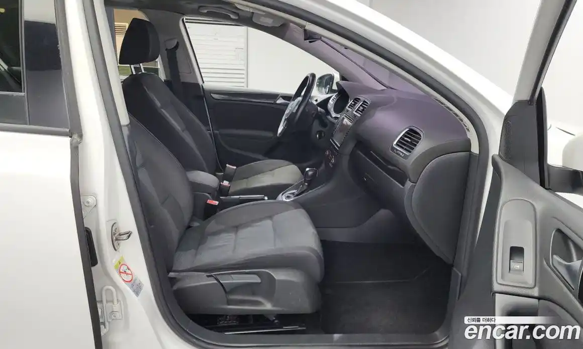 Volkswagen Golf 2012 1.4 Автомат в Москве № 210178, фото 13