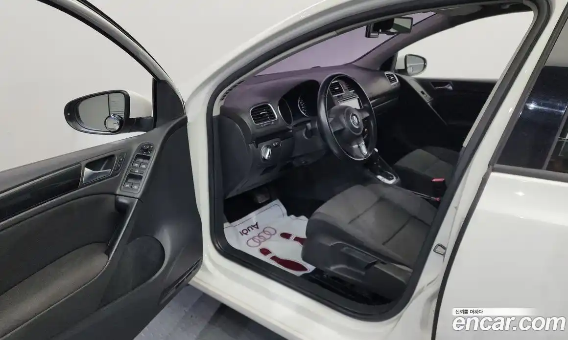 Volkswagen Golf 2012 1.4 Автомат в Москве № 210178, фото 5