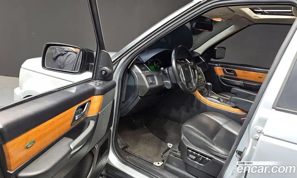 Land Rover Range-Rover Sport 2007 4.4 Автомат в Москве № 210984, фото 15