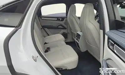 Porsche Cayenne 2023 3.0 Автомат в Москве № 213118, миниатюра 2