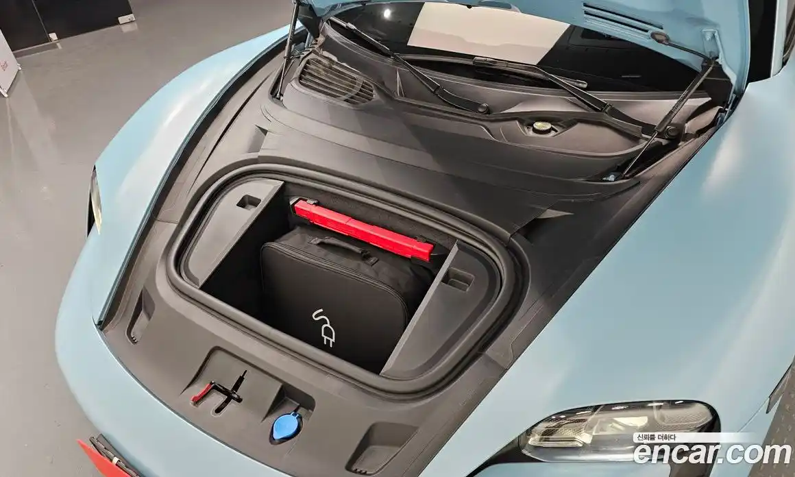 Porsche Taycan 2023 0.1 Автомат в Москве № 213178, фото 19