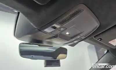 Porsche Taycan 2023 0.1 Автомат в Москве № 213178, миниатюра 2