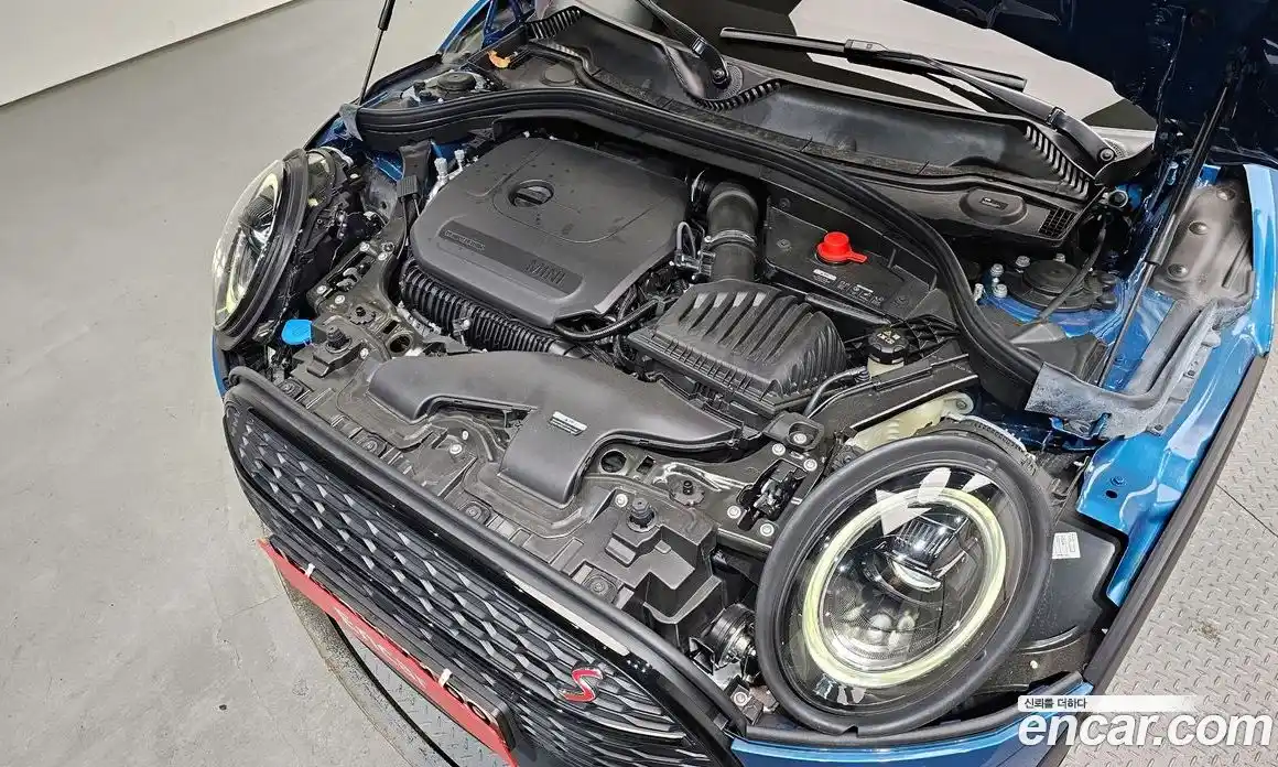 Mini Clubman 2024 2.0 Автомат в Москве № 214005, фото 10