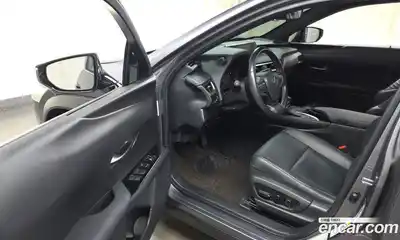 Lexus UX 2019 2.0 Автомат в Москве № 214598, миниатюра 12