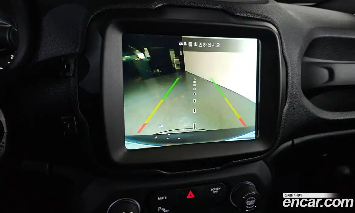 Jeep Renegade 2019 2.4 Автомат в Москве № 215463, фото 13