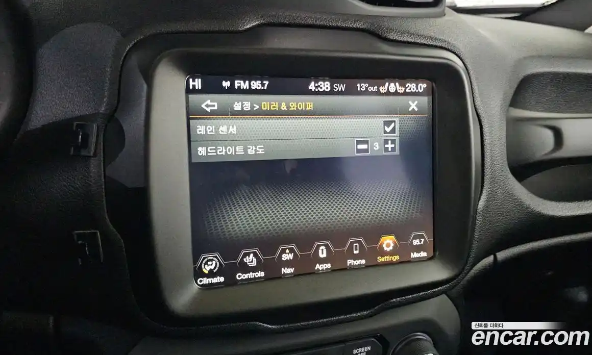 Jeep Renegade 2019 2.4 Автомат в Москве № 215463, фото 9