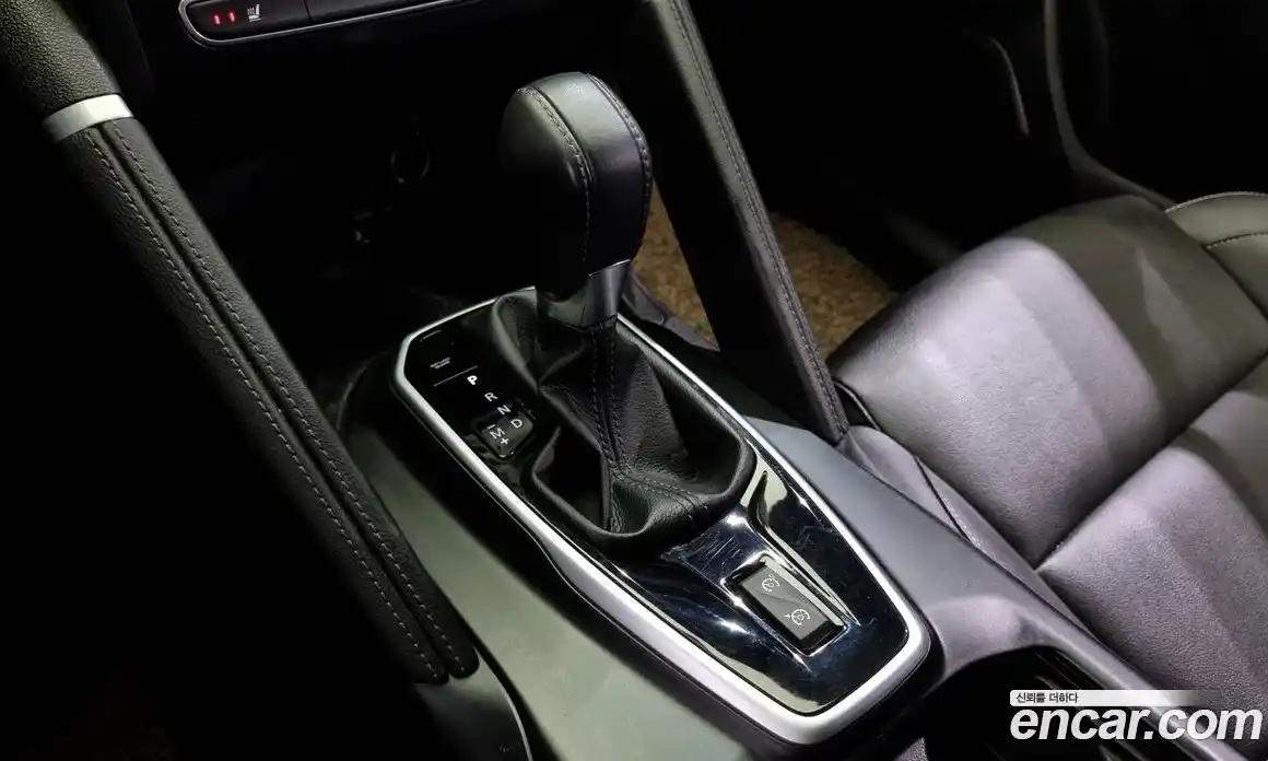 Renault QM6 2021 2.0 Автомат в Москве № 220843, фото 10