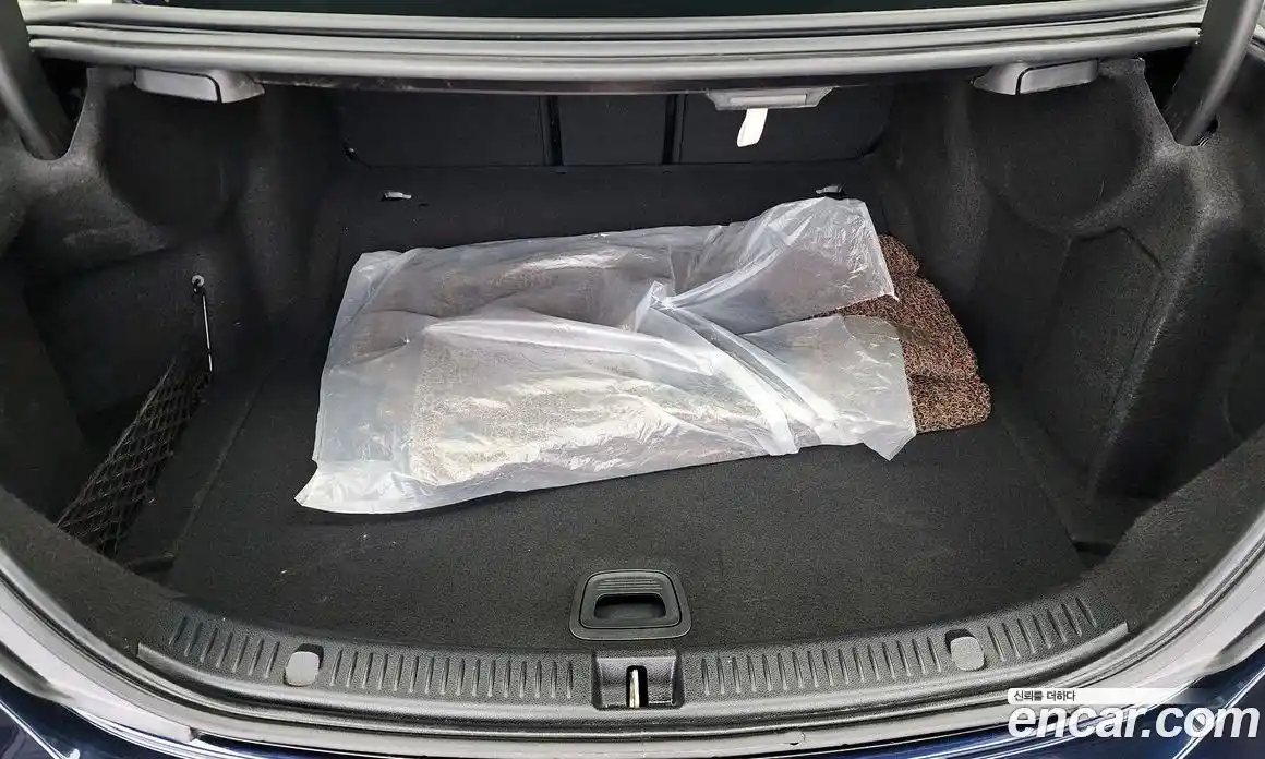 Mercedes-Benz E-Class 2022 2.0 Автомат в Москве № 222958, фото 10