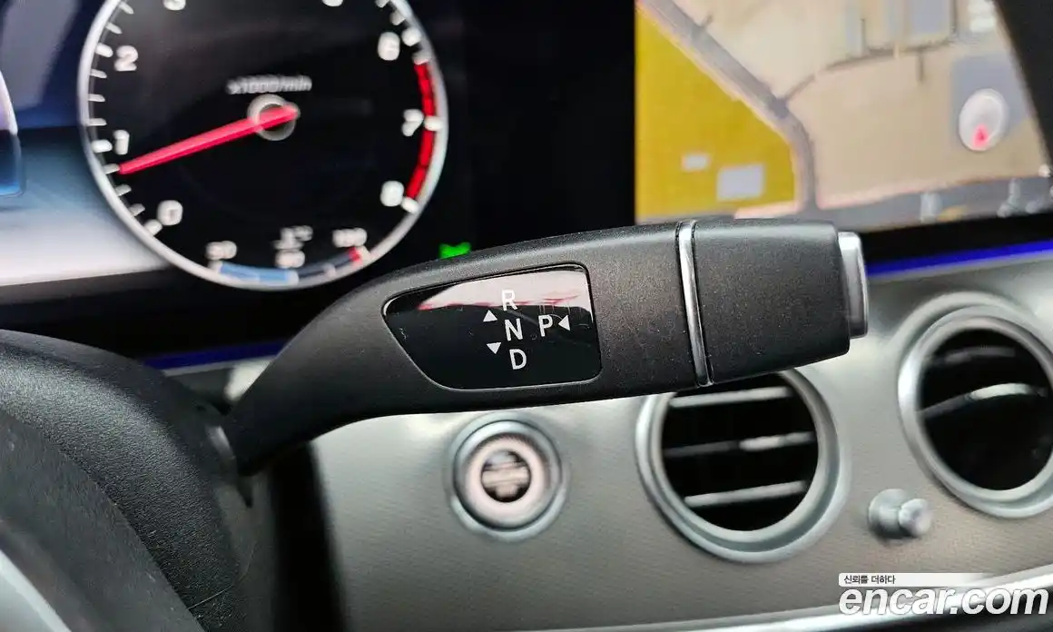 Mercedes-Benz E-Class 2019 2.0 Автомат в Москве № 223532, фото 20