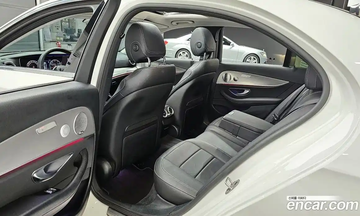 Mercedes-Benz E-Class 2019 2.0 Автомат в Москве № 223532, фото 8