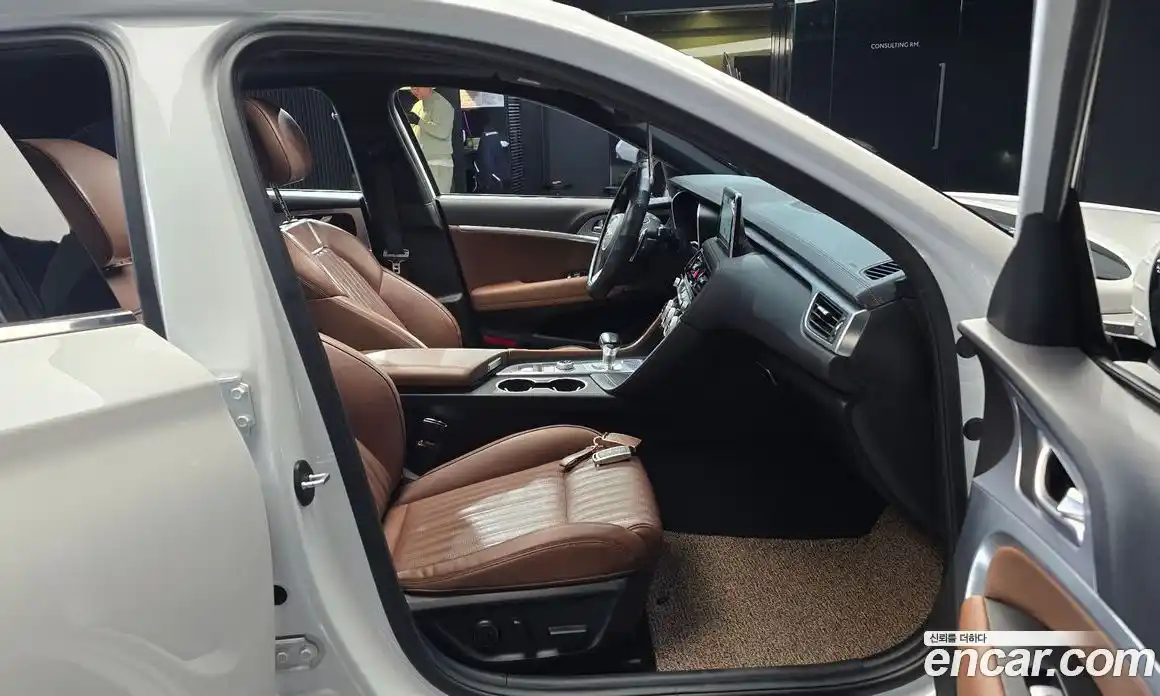 Genesis G70 2020 2.0 Автомат в Москве № 224385, фото 20