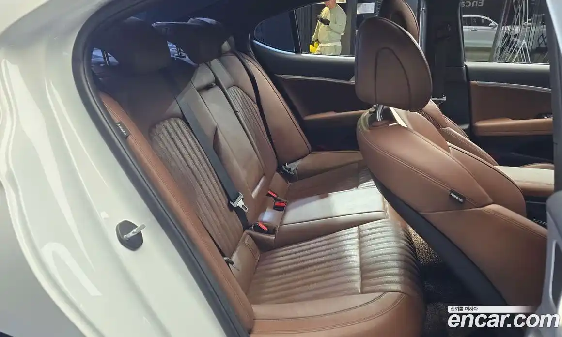 Genesis G70 2020 2.0 Автомат в Москве № 224385, фото 10