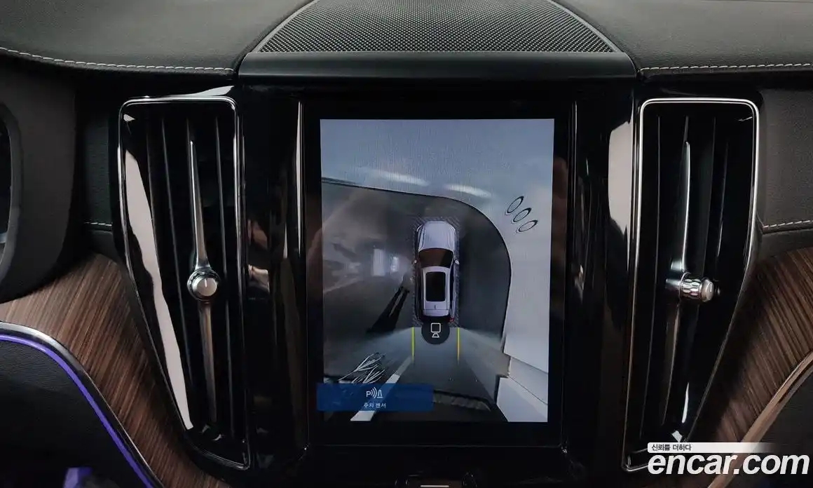 Volvo XC60 2022 2.0 Автомат в Москве № 230465, фото 12