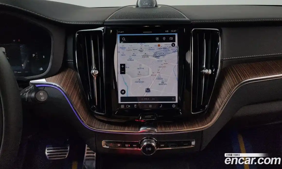 Volvo XC60 2022 2.0 Автомат в Москве № 230465, фото 16