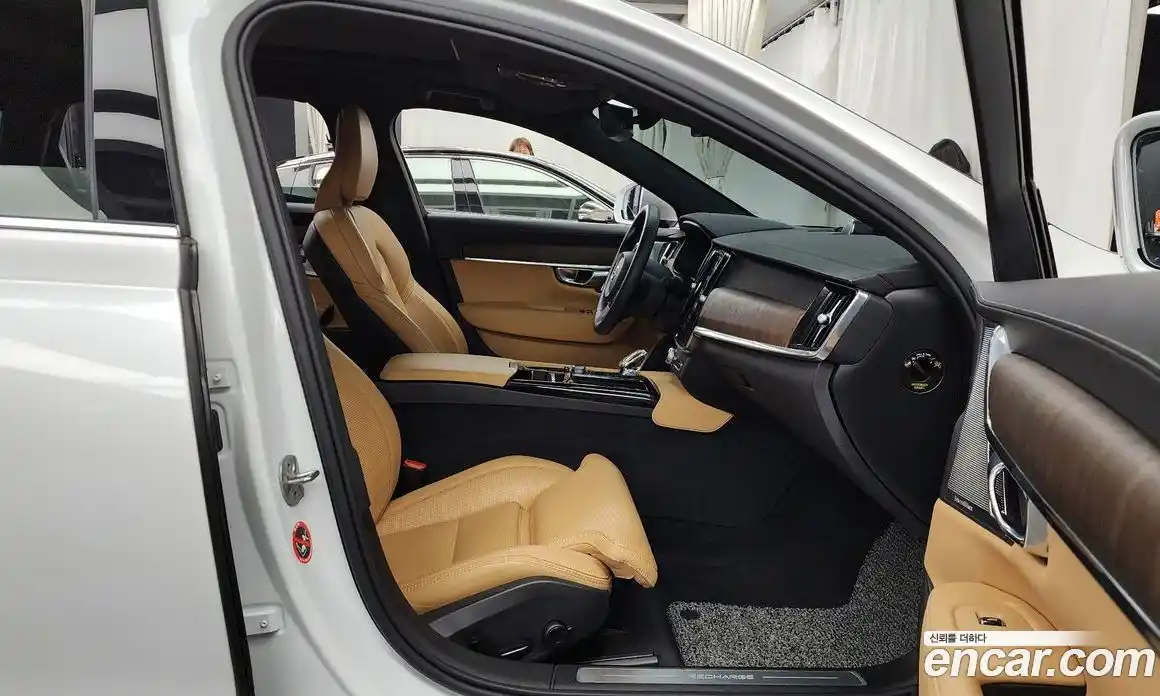 Volvo S90 2023 2.0 Автомат в Москве № 230500, фото 13