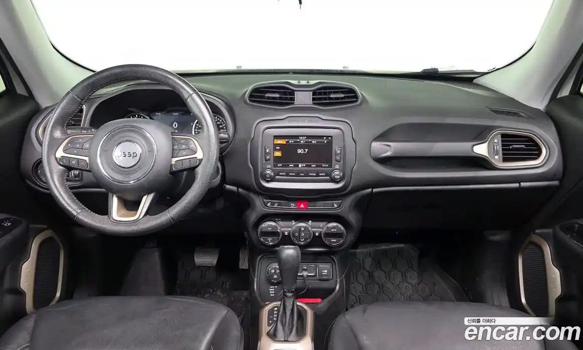 Jeep Renegade 2015 2.0 Автомат в Москве № 232413, фото 14
