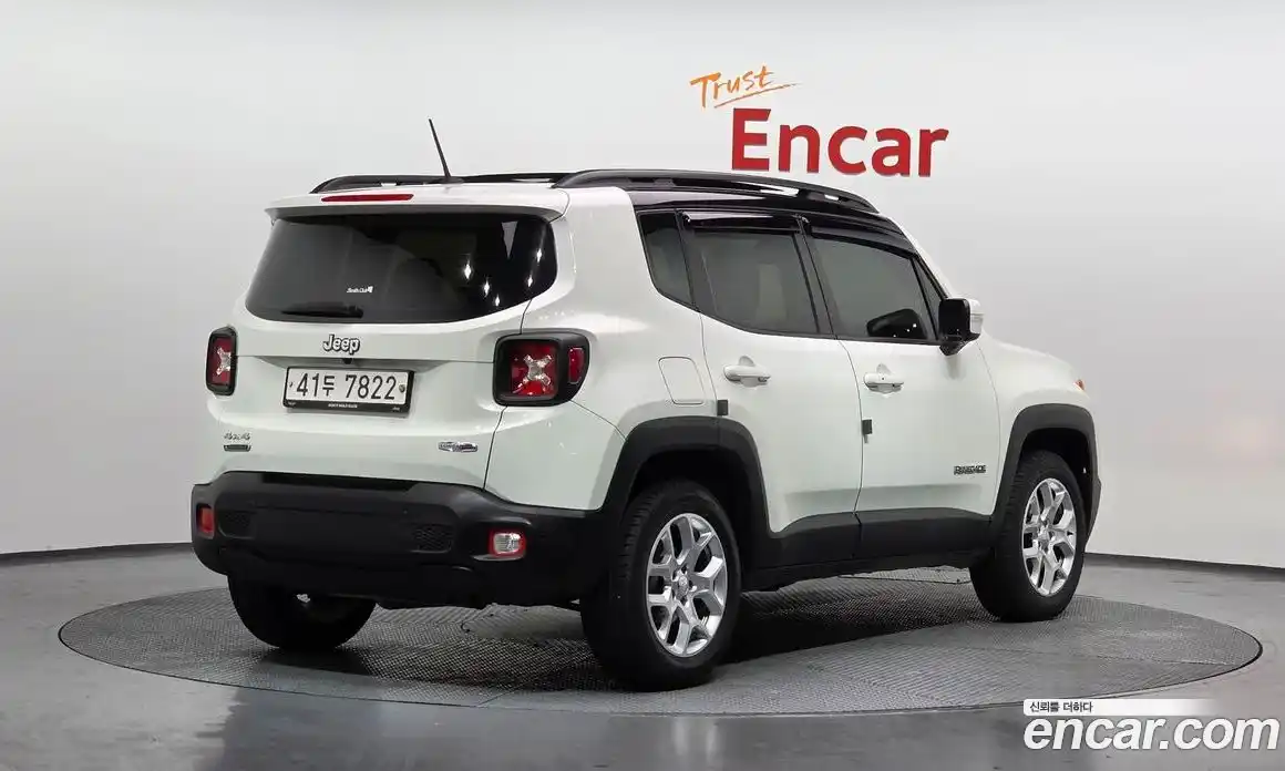 Jeep Renegade 2015 2.0 Автомат в Москве № 232413, фото 17