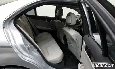 Mercedes-Benz C-Class 2009 1.8 Автомат в Москве № 242374, миниатюра 6