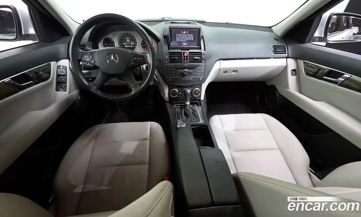 Mercedes-Benz C-Class 2009 1.8 Автомат в Москве № 242374, фото 7