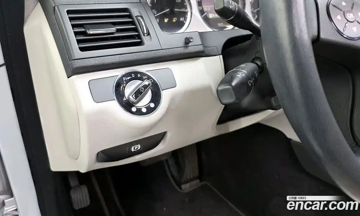 Mercedes-Benz C-Class 2009 1.8 Автомат в Москве № 242374, фото 9