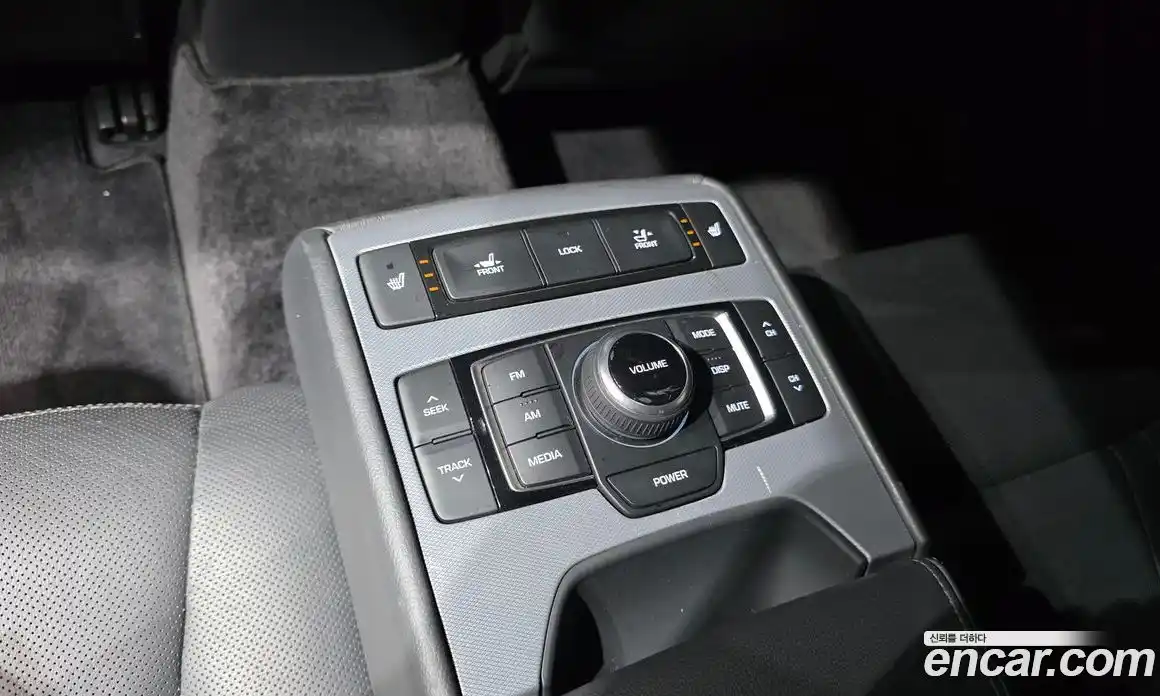 Genesis G80 2018 3.3 Автомат в Москве № 25055, фото 13