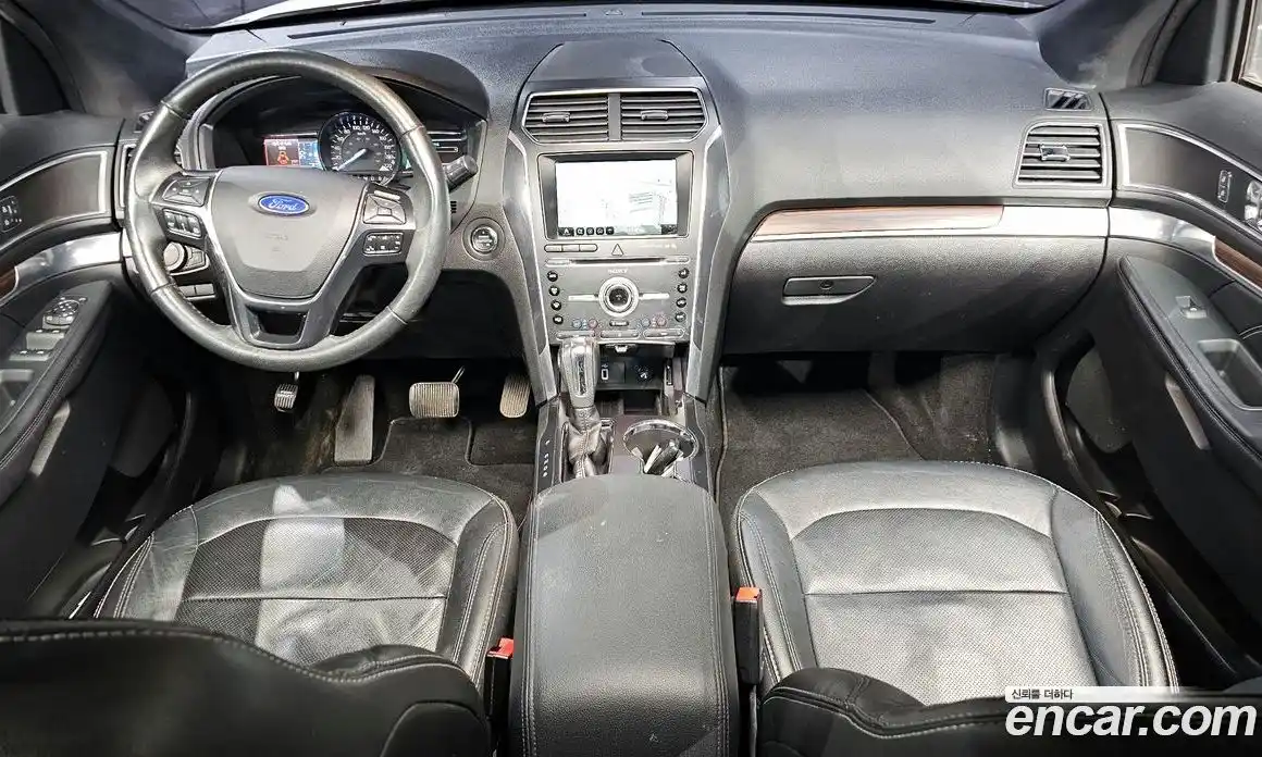 Ford Explorer 2018 2.3 Автомат в Москве № 255617, фото 13