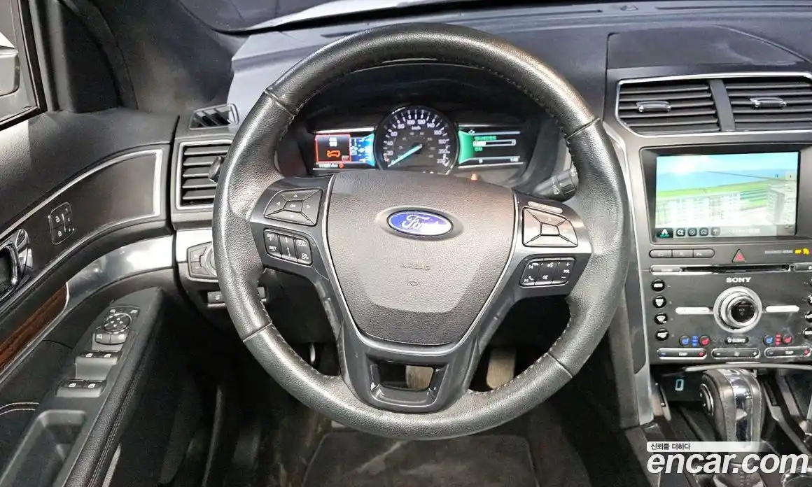 Ford Explorer 2018 2.3 Автомат в Москве № 255617, фото 15