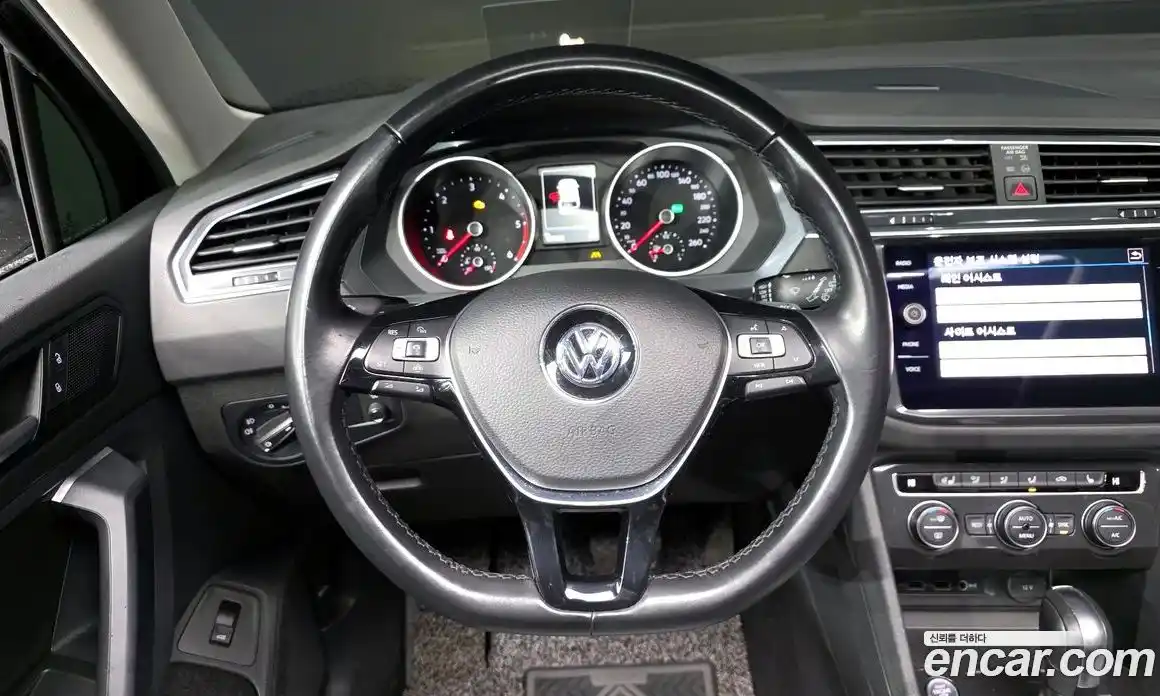 Volkswagen Tiguan 2020 2.0 Автомат в Москве № 277412, фото 13