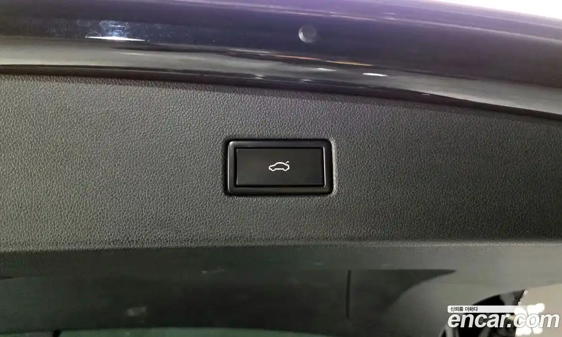 Volkswagen Tiguan 2020 2.0 Автомат в Москве № 277412, фото 2