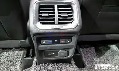 Volkswagen Tiguan 2020 2.0 Автомат в Москве № 277412, миниатюра 8