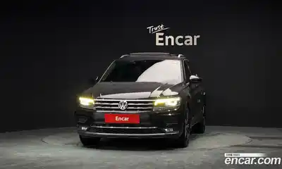 Volkswagen Tiguan 2020 2.0 Автомат в Москве № 277412, миниатюра 9