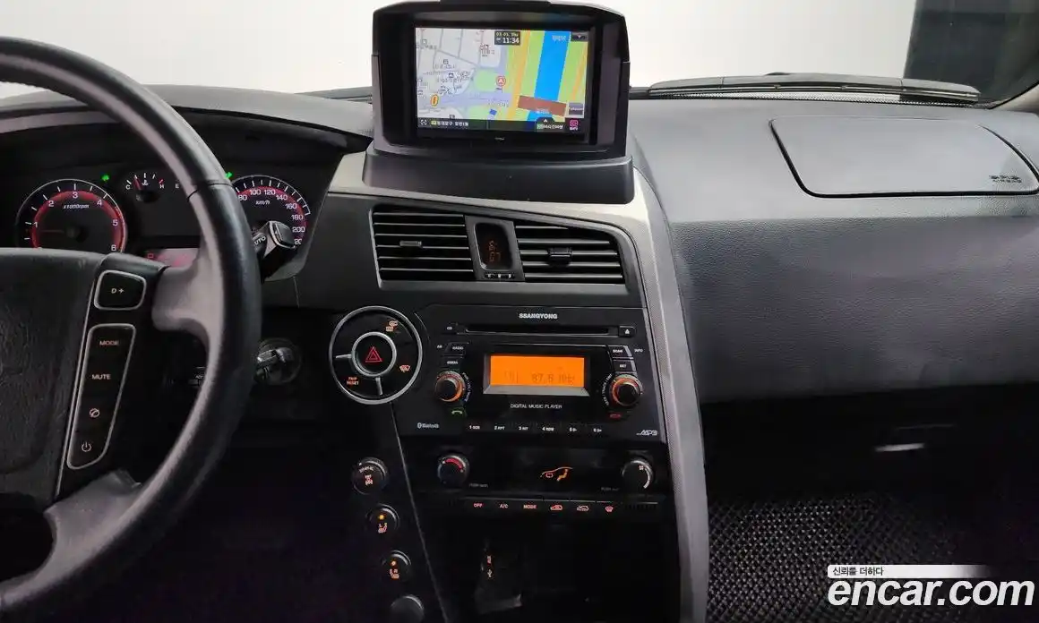 SsangYong Korando 2014 2.0 Автомат в Москве № 291412, фото 10