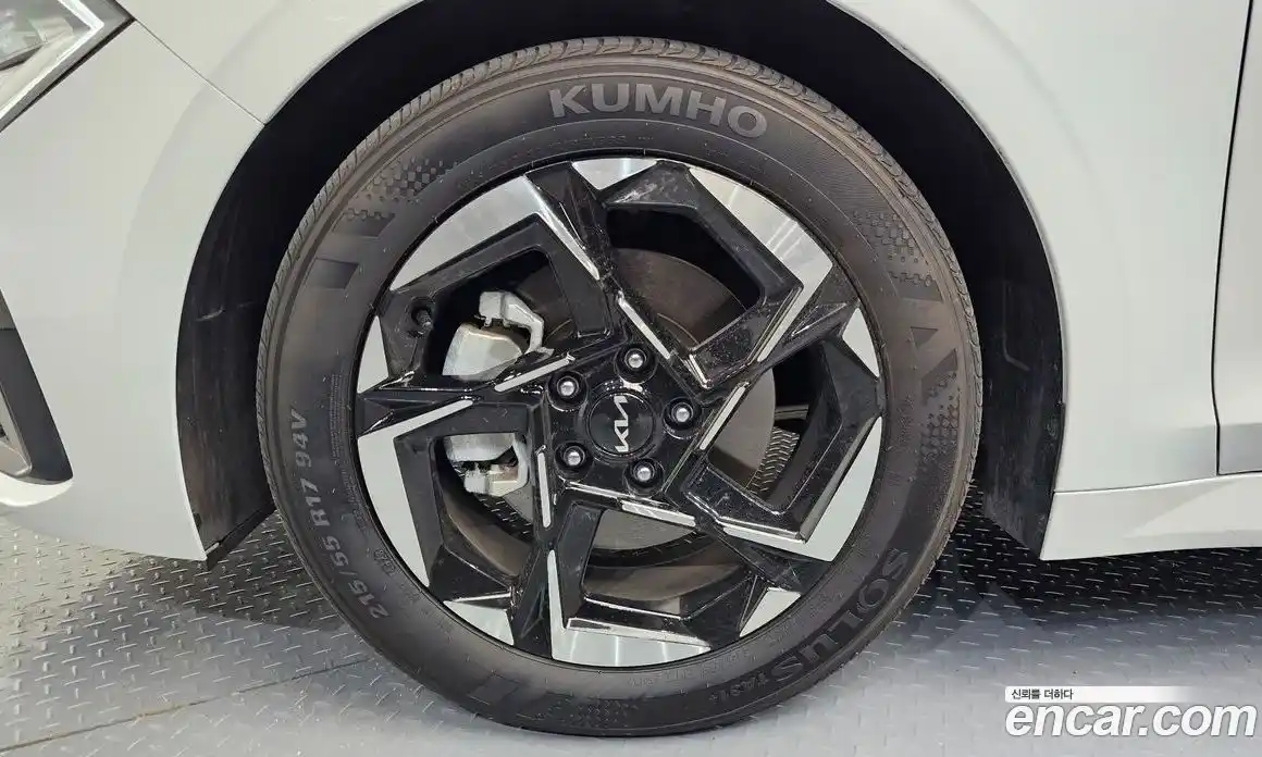 Kia K5 2024 2.0 Автомат в Москве № 307976, фото 14