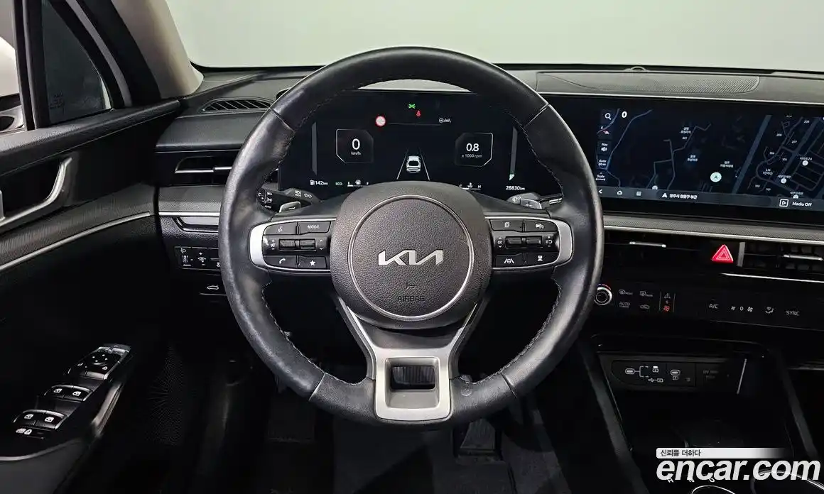 Kia K5 2024 2.0 Автомат в Москве № 307976, фото 3